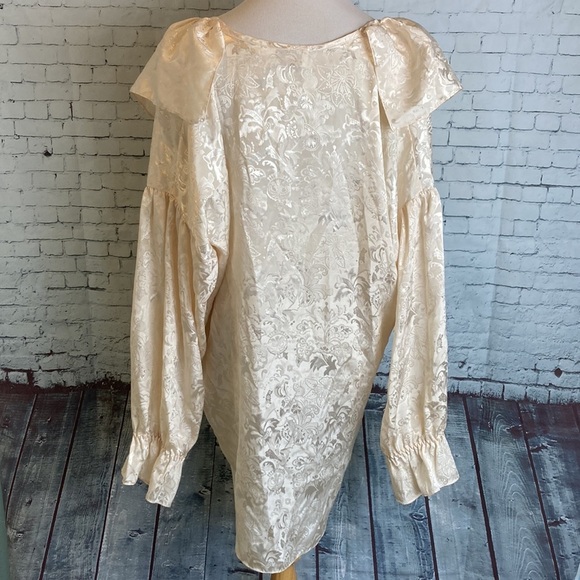 VICTORIA'S SECRET Vintage Gold Label Ivory Babydoll Satin Gown M/L Sexy Ruffles - Picture 8 of 16